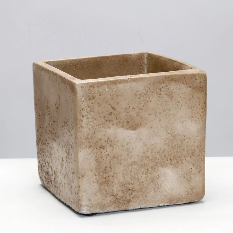 בית עציץ קוביה TROPHY STONE
